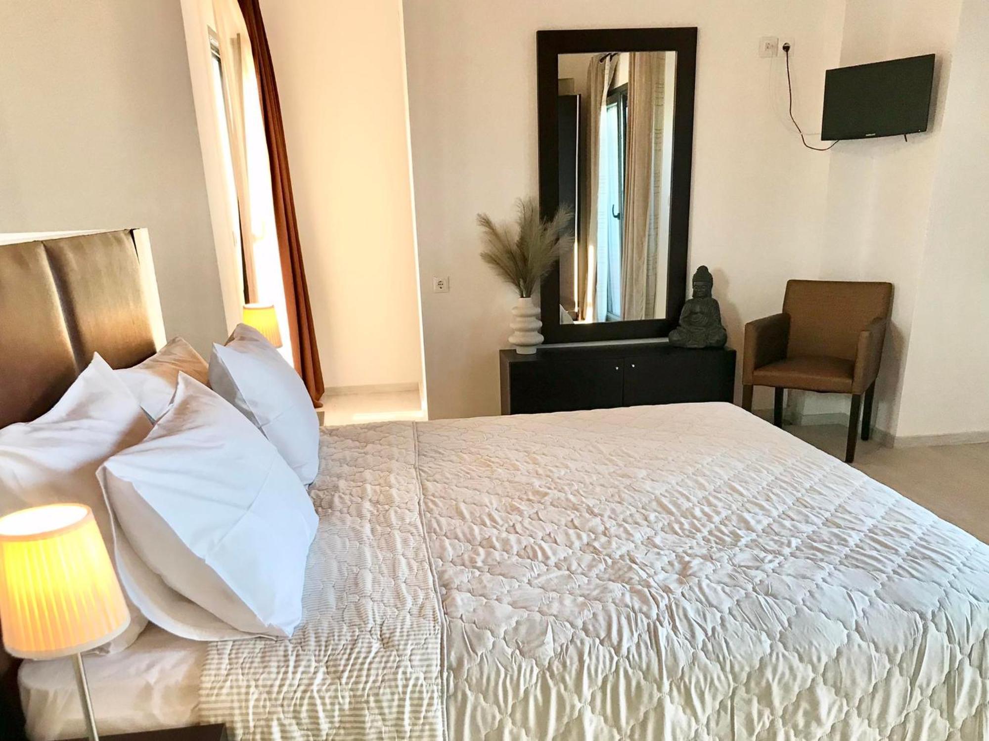 Hotel Delight House'S Afytos Esterno foto